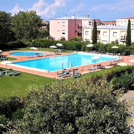 Appartamento Tranquillo Con Patio E Piscina La Caduta Екстериор снимка