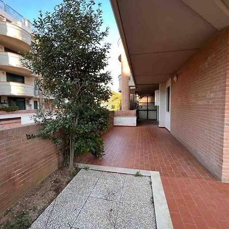 Appartamento Tranquillo Con Patio E Piscina La Caduta Екстериор снимка